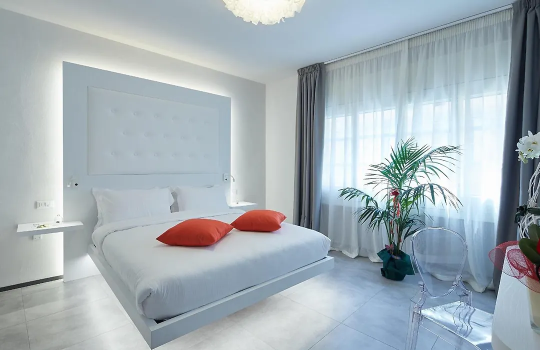 Via Roma 25 Bed&Breakfast-1